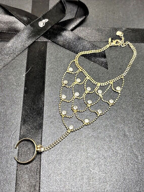Avon Silver Tone & Crystal Hand Chain Bracelet
